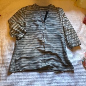 Black and white, 3/4 length blouse